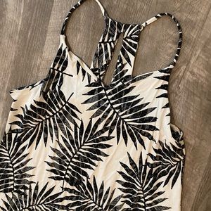 Black and white palm print max